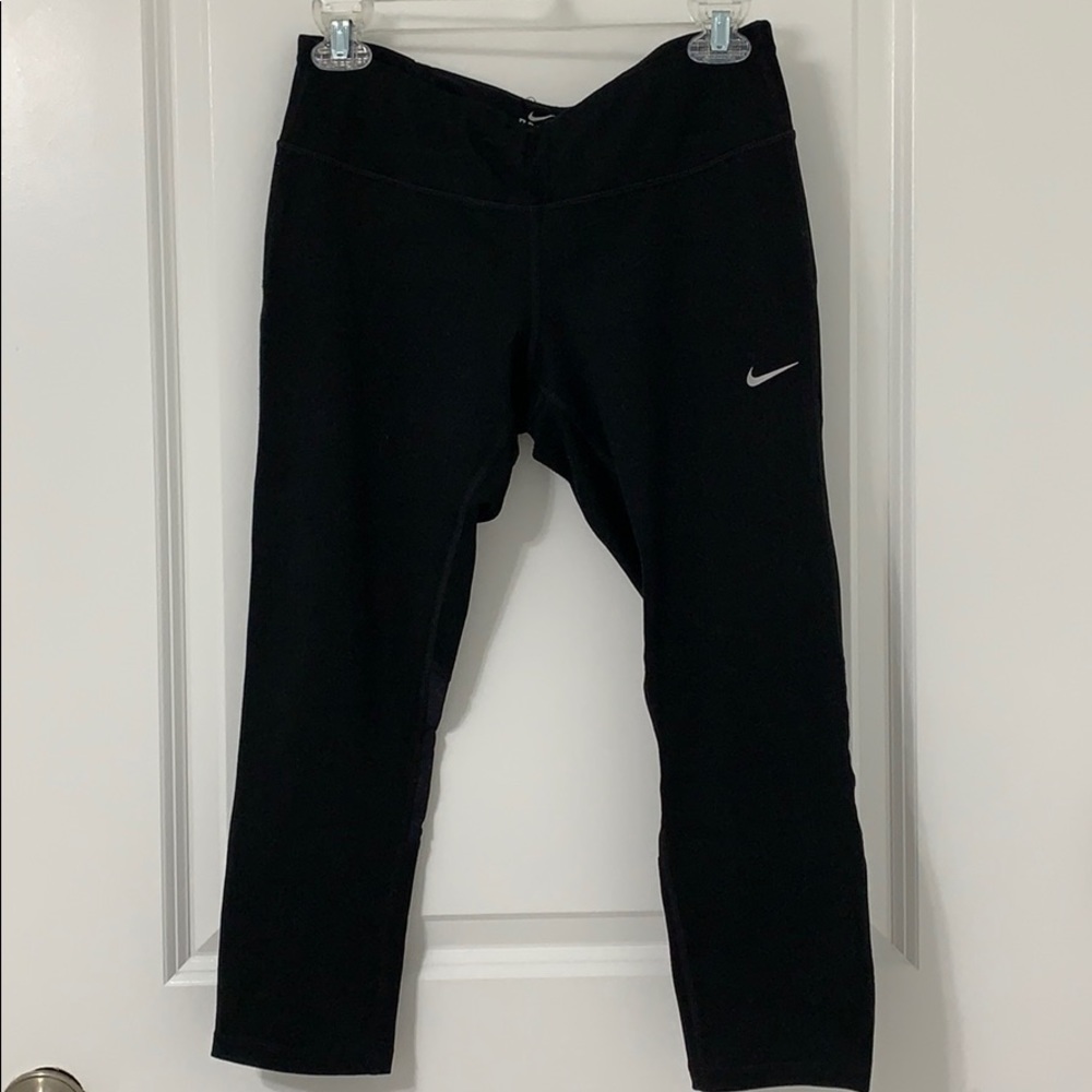 Nike cropped leggings